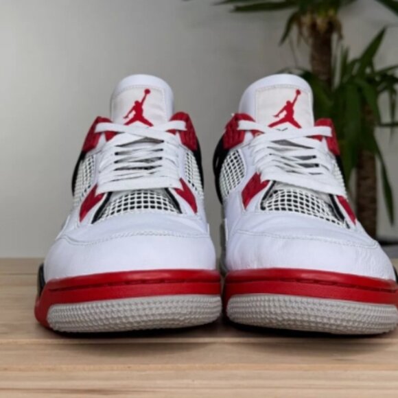 Jordan 4 Retro OG Mid Fire Red DC7770-160 - Picture 3 of 4
